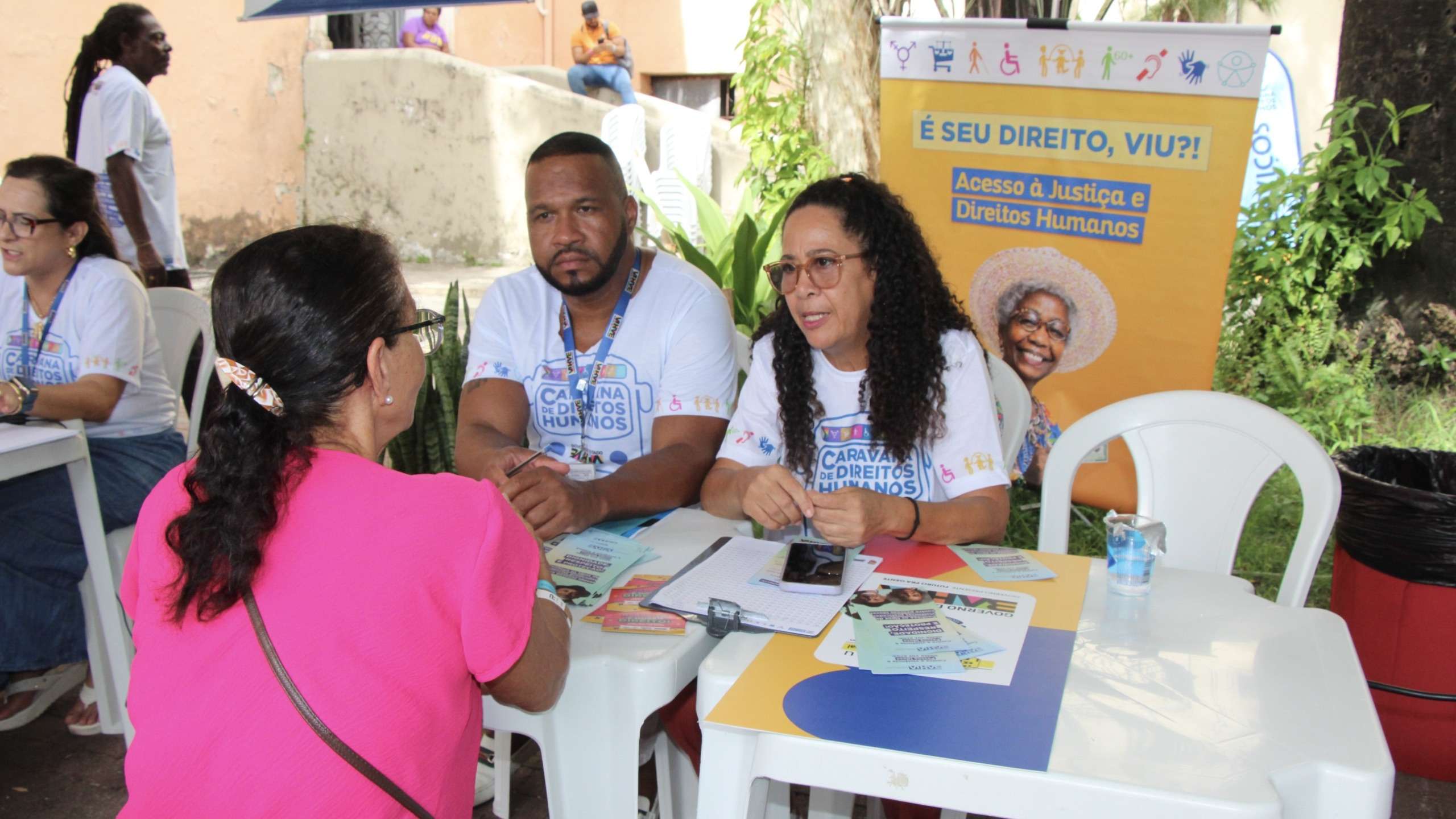 São Salvador 476 anos, caravana de direitos humanos oferece atendimento gratuito e cidadania para população do Pelourinho