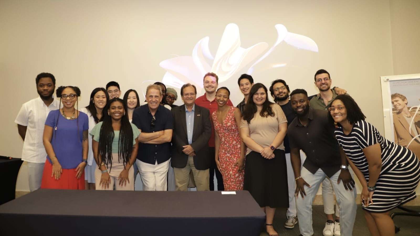 Estudantes internacionais participam de intercâmbio cultural e turístico na Bahia