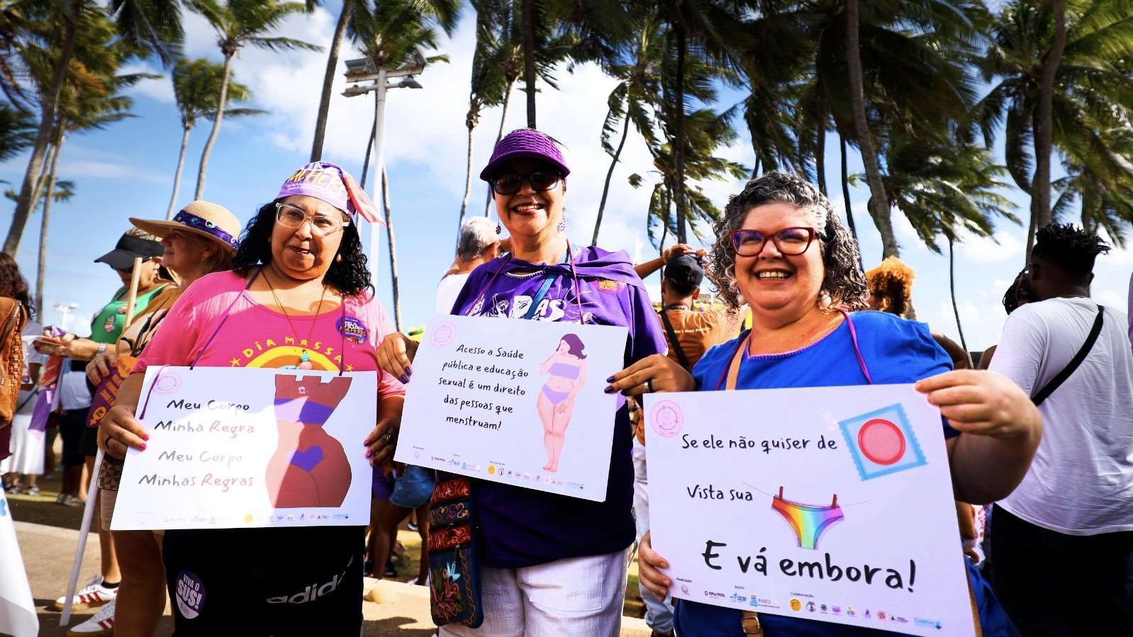 Secretárias de Estado participam de Marcha 8M no Dia da Mulher em Salvador.