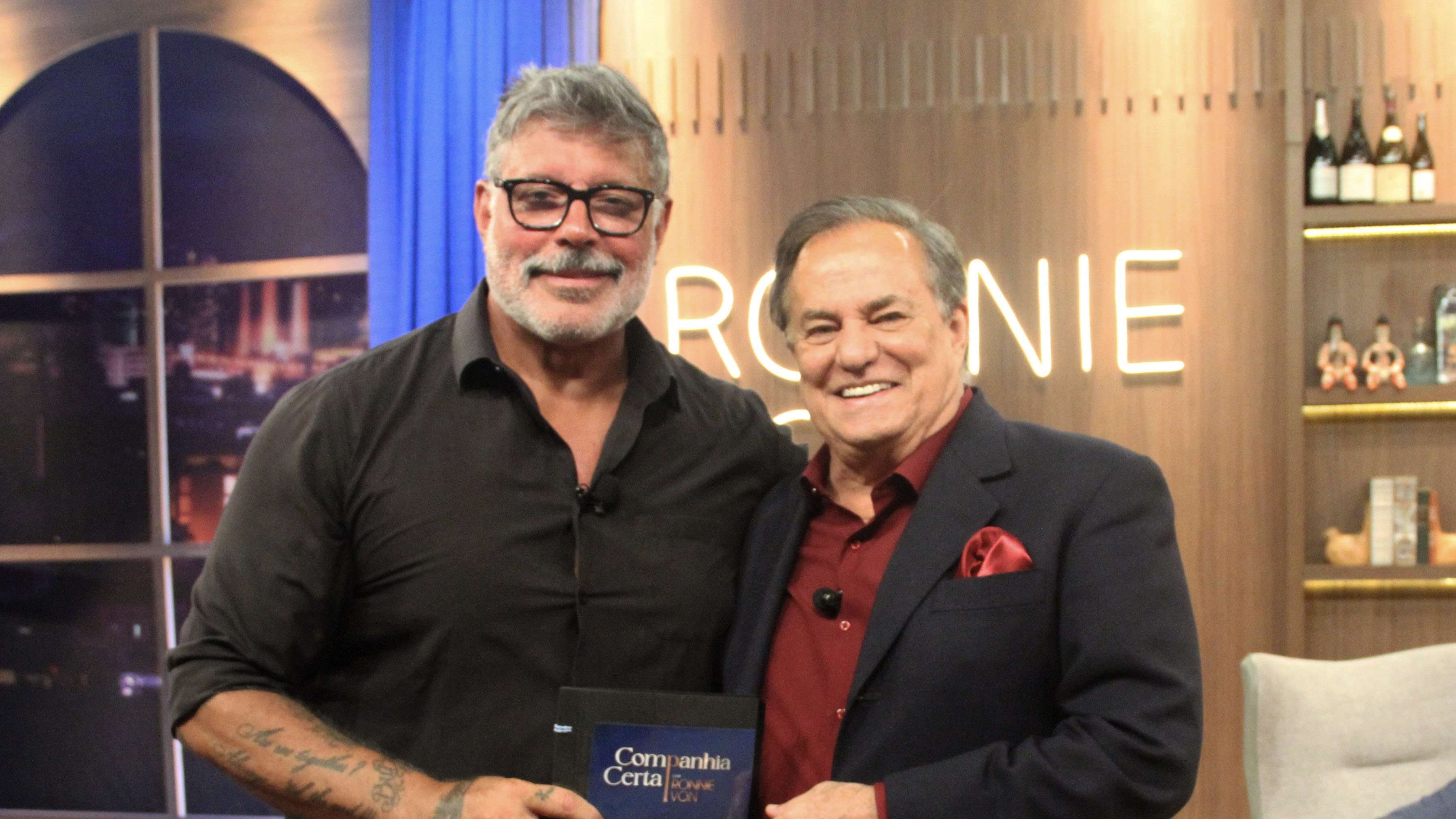 “Foi ela quem me colocou na trilha”, revela Alexandre Frota sobre o papel transformador de sua esposa em sua mudança de vida