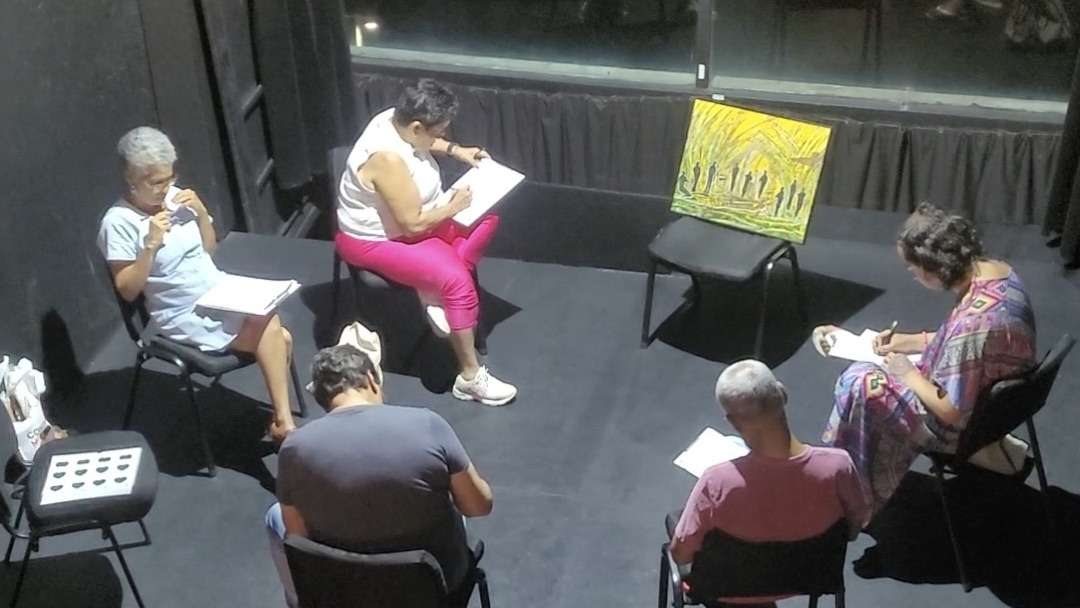 De quarta a domingo: Teatro Gamboa abre espaço para comédia, música e teatro