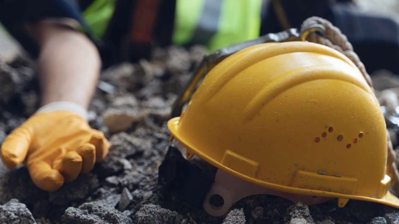 Brasil registra uma morte por acidente de trabalho a cada quatro horas, aponta levantamento do SmartLab