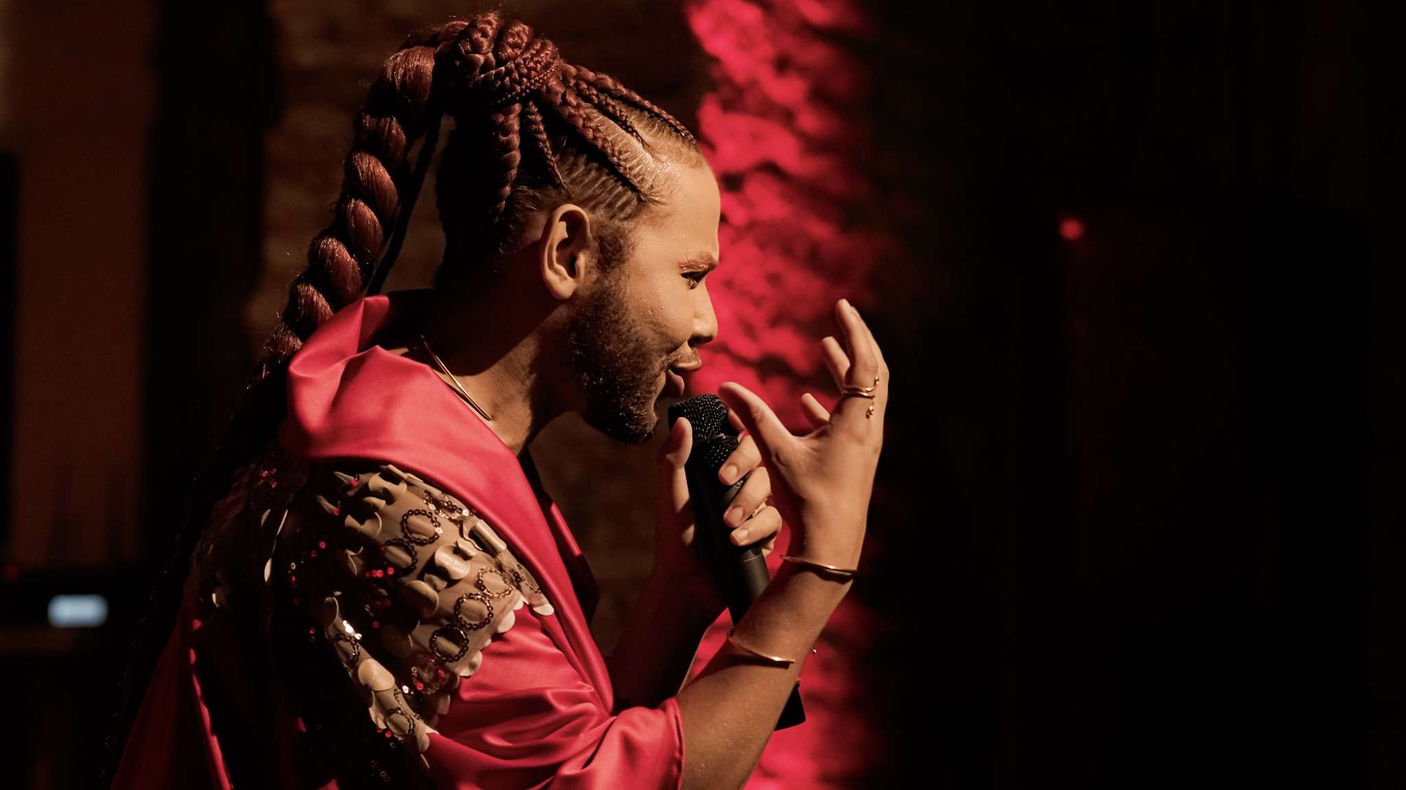 Herley Nunes apresenta o show “Desertor” na Sala do Coro do TCA em de maio de 2025