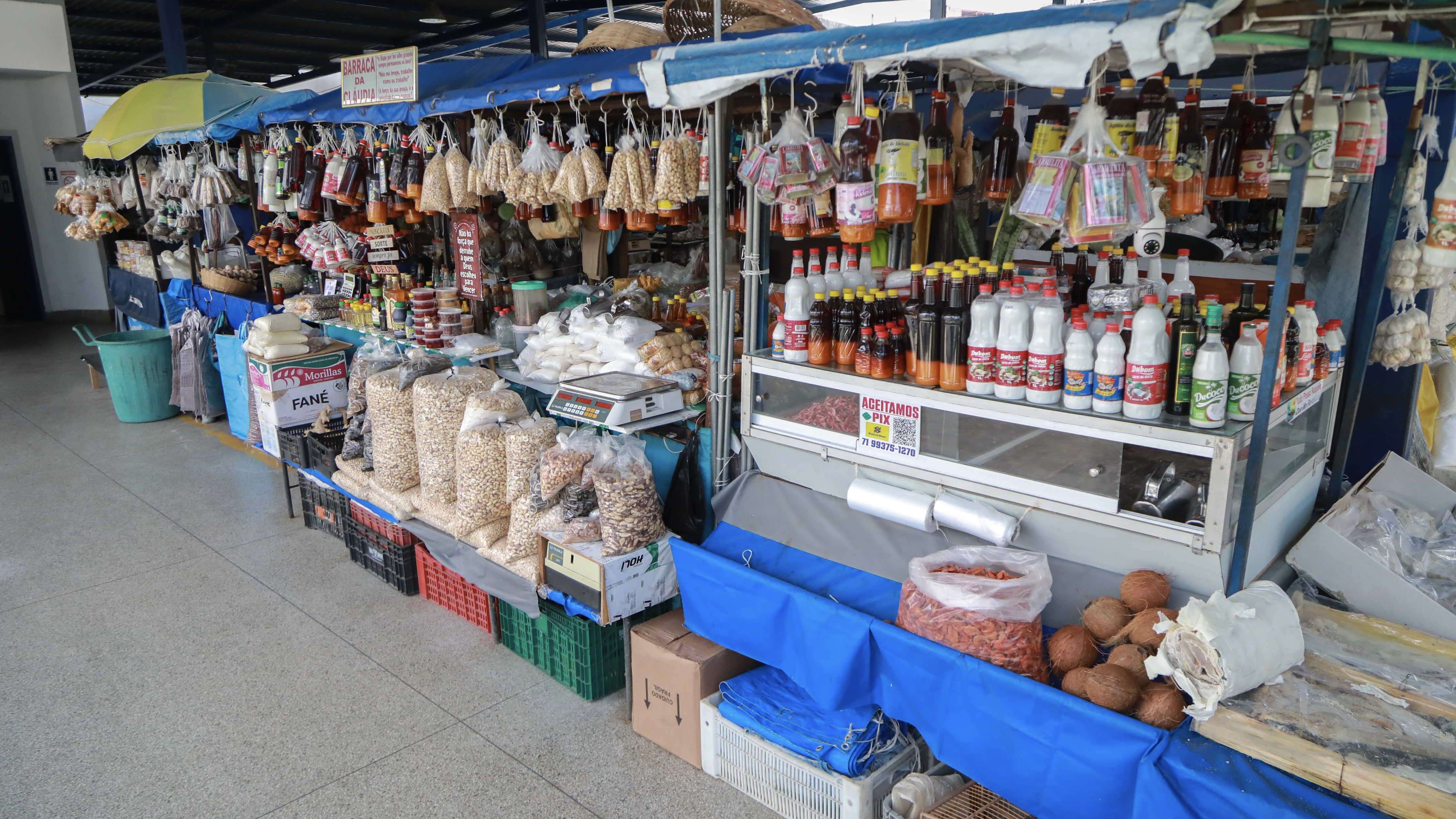 Compras para ceia da Semana Santa movimentam feiras e mercados municipais de Salvador