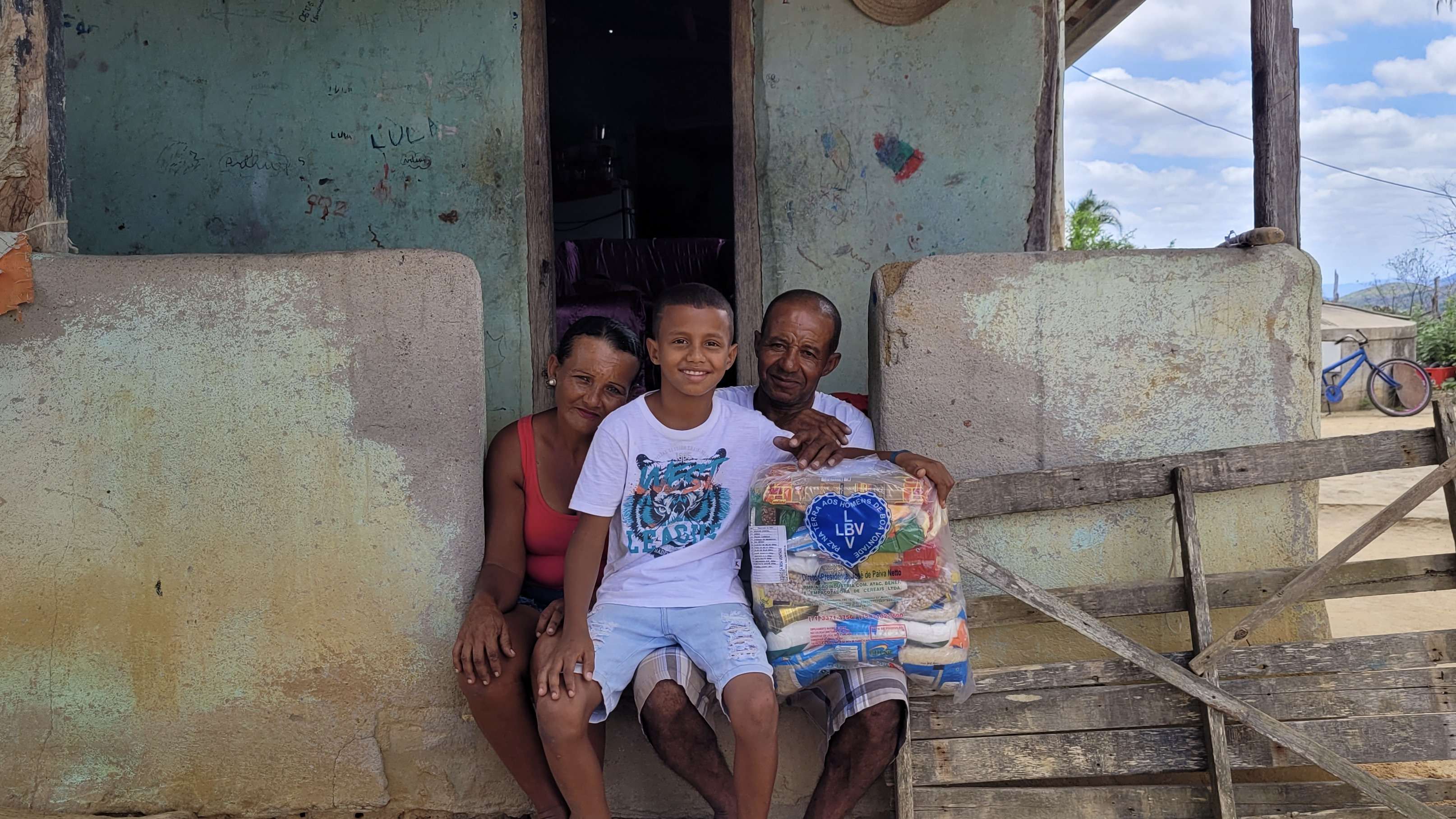Campanha “Diga SIM!” da LBV arrecada alimentos para famílias em situação de vulnerabilidade.