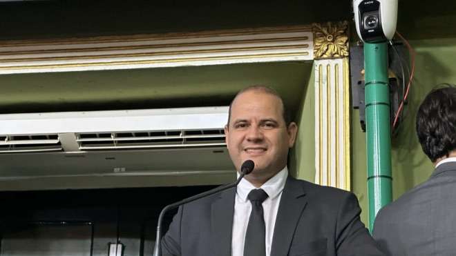 Randerson Leal destaca trabalho em prol de Salvador nos 476 anos da cidade.