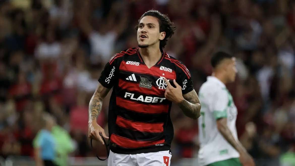 Flamengo goleia o Juventude e assume a liderança da Série A do Campeonato Brasileiro