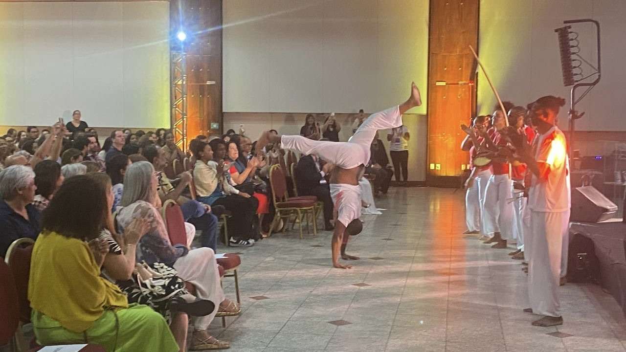 Eventos corporativos impulsionam turismo de negócios em Salvador com apoio da Setur-BA.