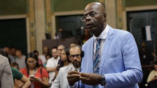 Vereador Hamilton Assis cobra envio do Plano Municipal de Saneamento Básico Integrado à Câmara de Salvador