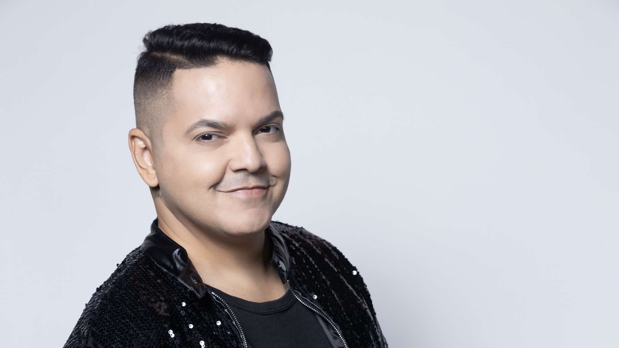 Banda Cueca Branca celebra 25 anos com novo vocalista e relança trajetória no forró nordestino