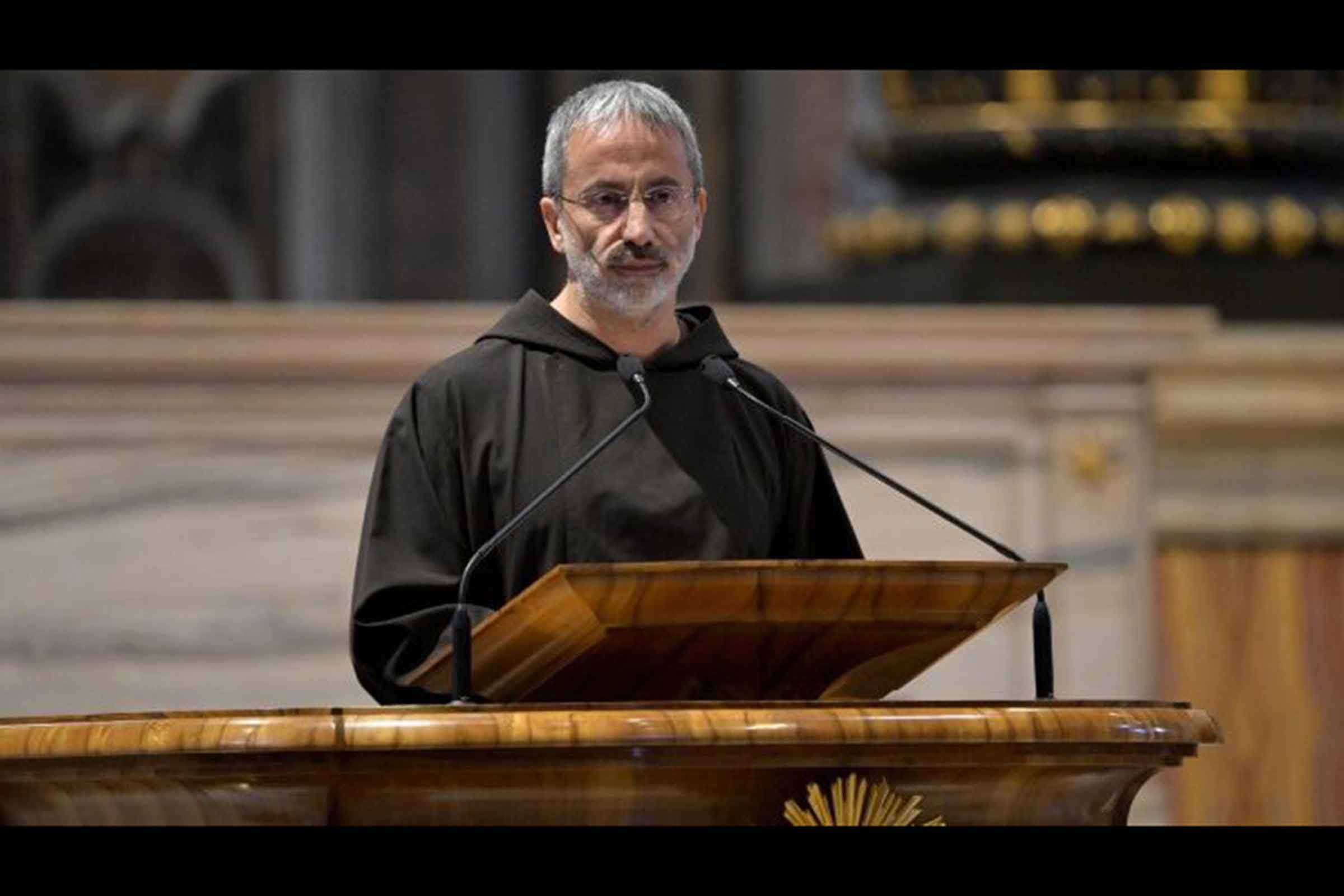 Paixão do Senhor no Vaticano destaca a “inteligência da Cruz” como expressão do amor que se doa