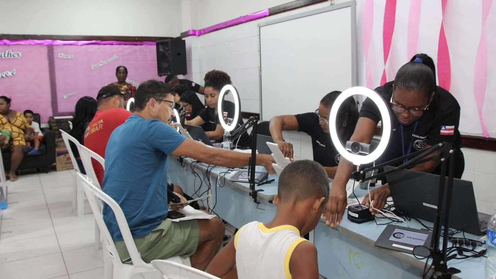 Caravana de direitos humanos realiza mais de mil atendimentos em Madre de Deus com serviços públicos gratuitos