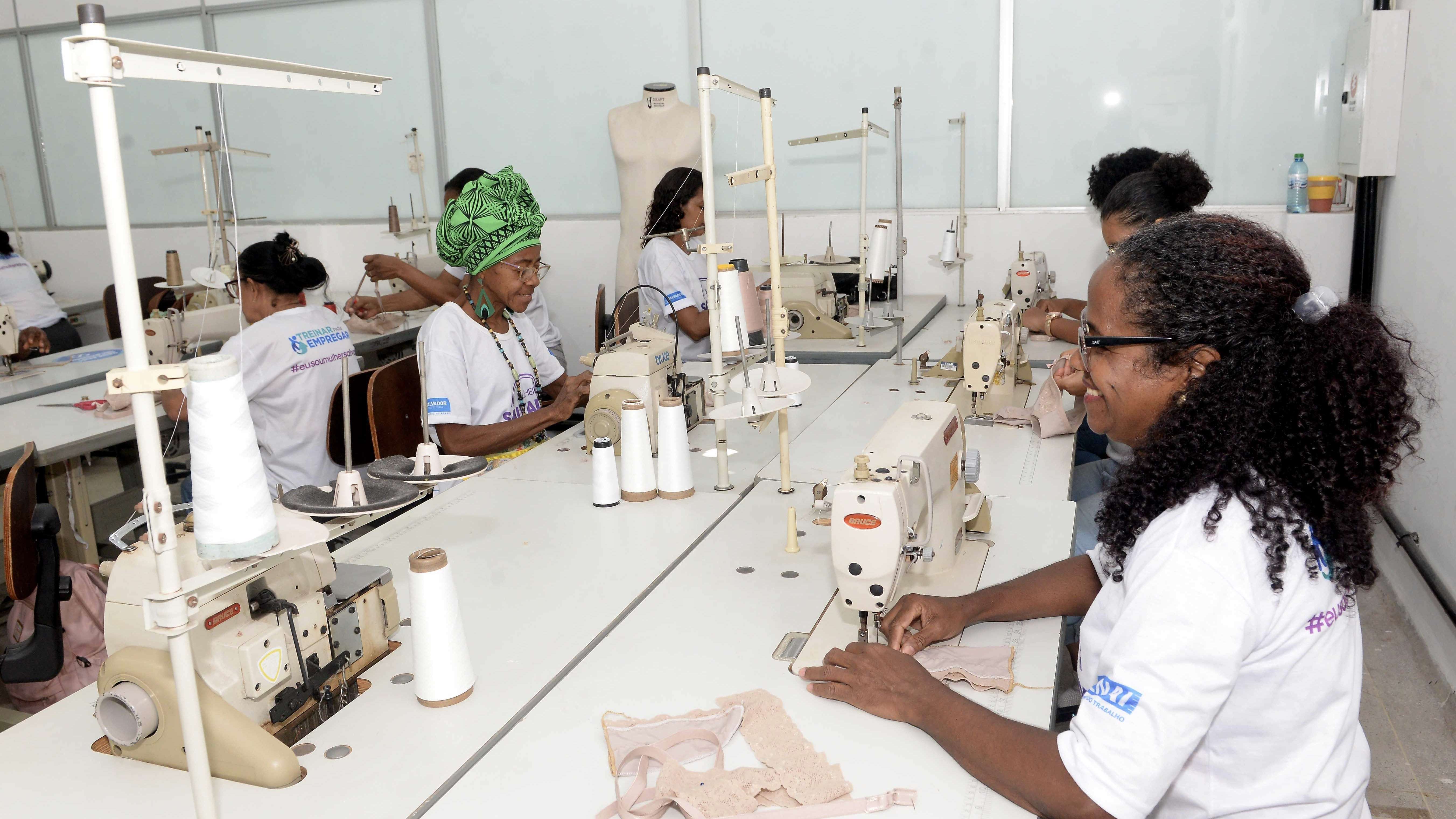 Salvador lidera geração de empregos formais no Nordeste e celebra Dia do Trabalho com balanço positivo.