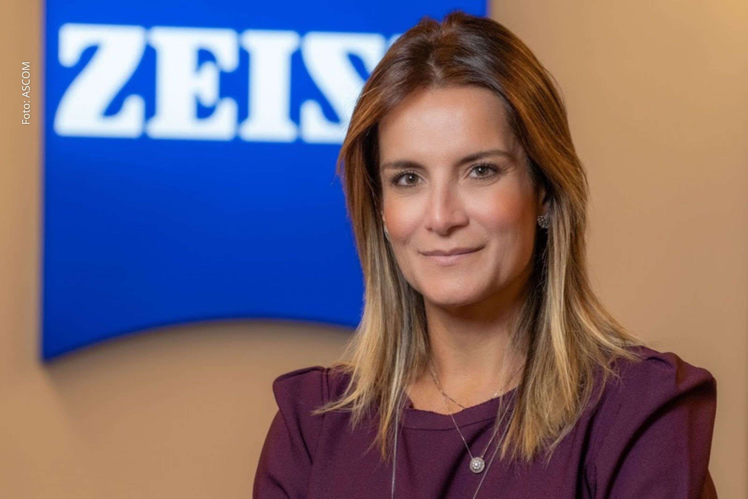 Paula Queiroz, diretora de marketing e produtos da ZEISS Vision Brasil, destaca a importância da informação sobre prevenção, diagnóstico e tratamento da miopia para garantir um futuro com olhos saudáveis para a próxima geração.