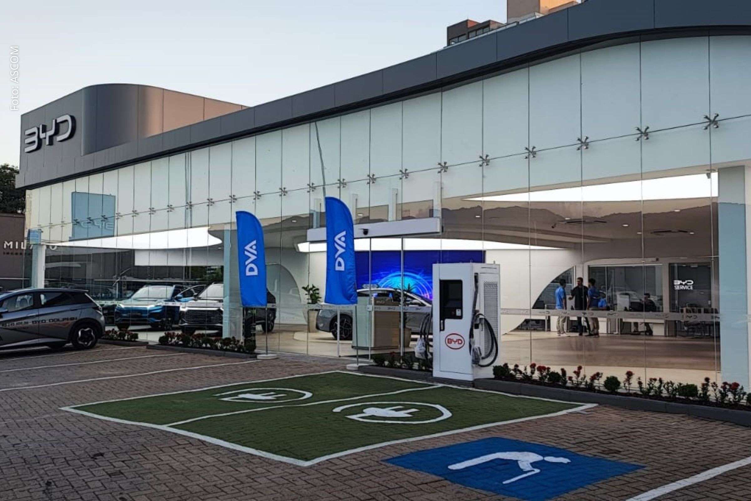 BYD e Tupi Mobilidade lançam AutoCarga com carregamento inteligente para veículos elétricos no Brasil