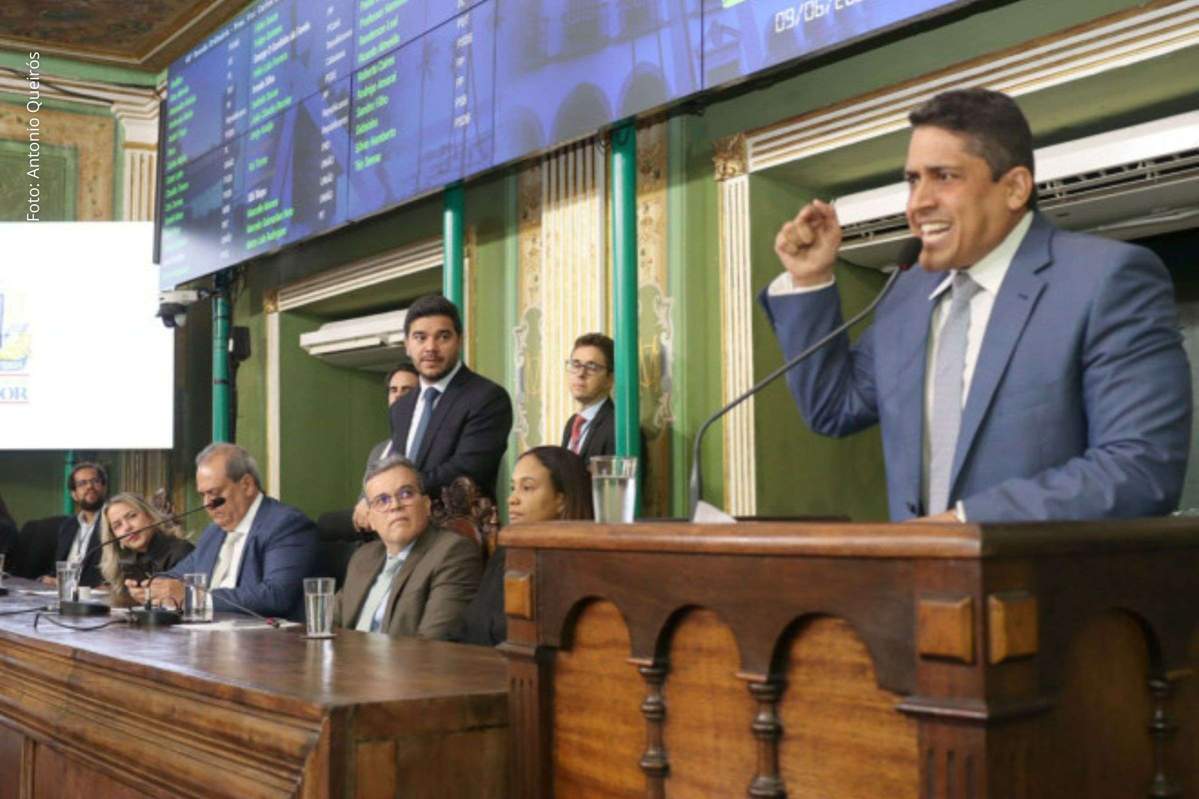 Sessão desta segunda-feira (09/06/2025) foi marcada por divergências sobre salários e plano de carreira.