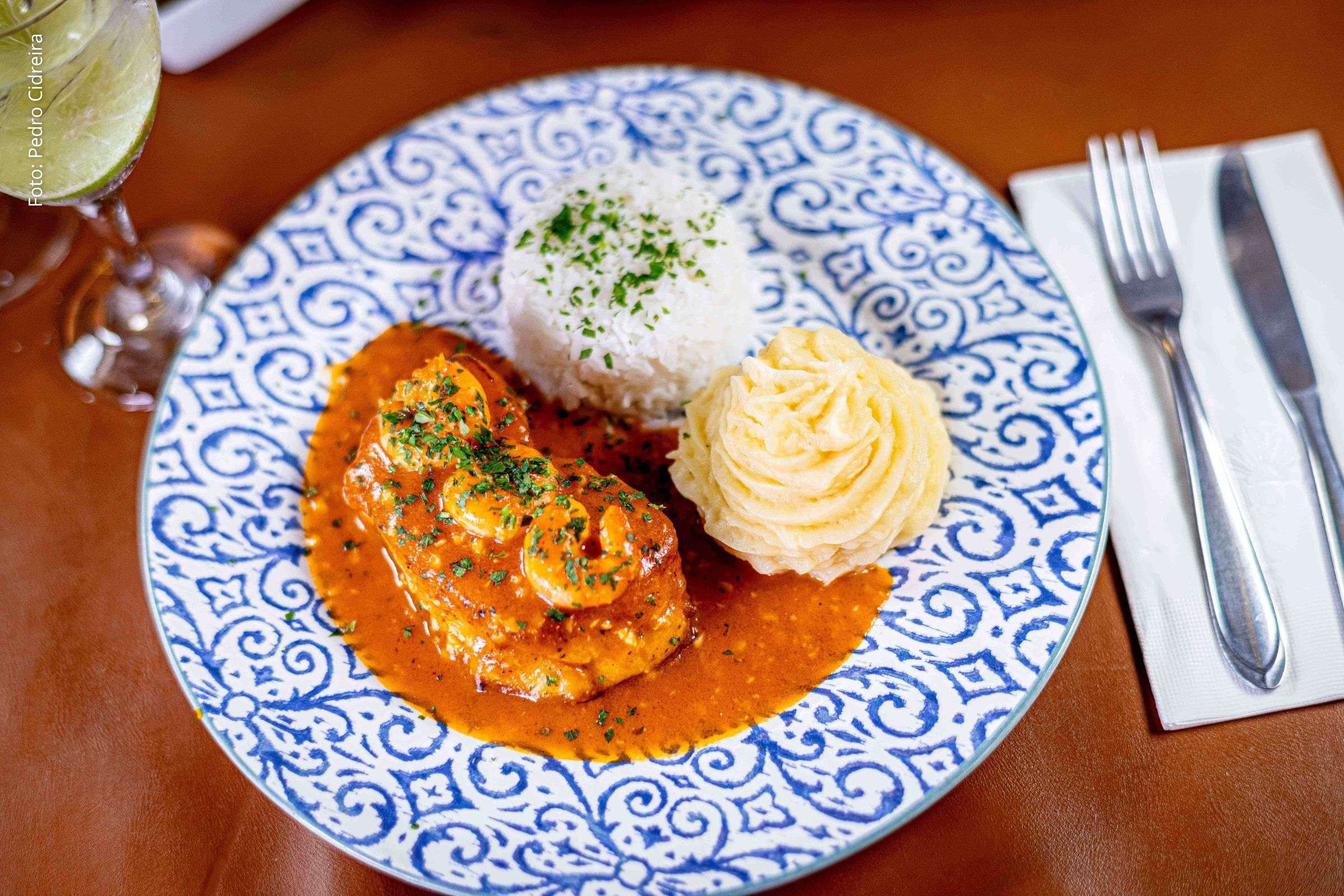 Santiago Culinária Ibérica lança menu especial para o Dia dos Namorados em Salvador