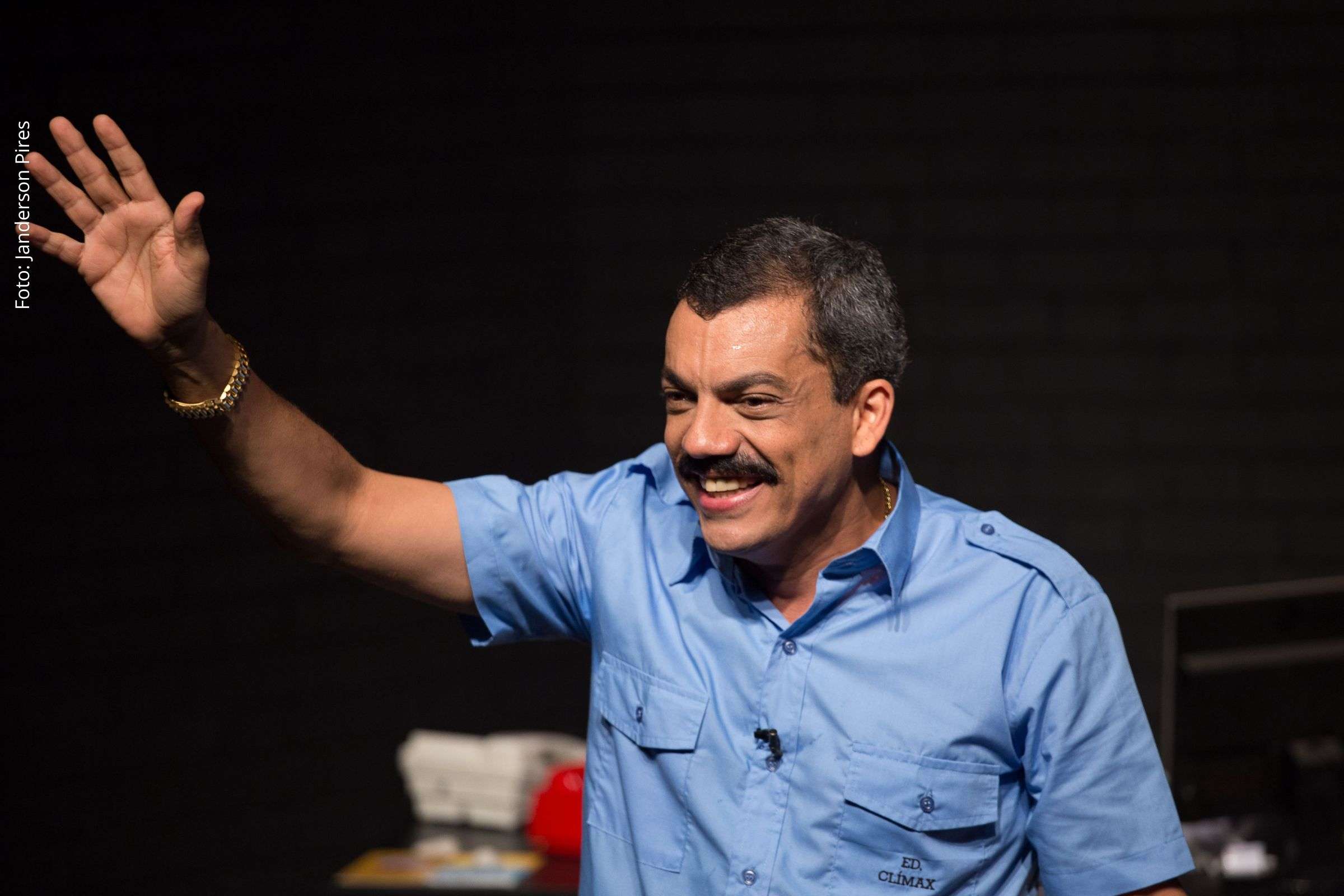 Salvador: Alexandre Lino apresenta o espetáculo “O Porteiro – A Comédia” em agosto de 2025