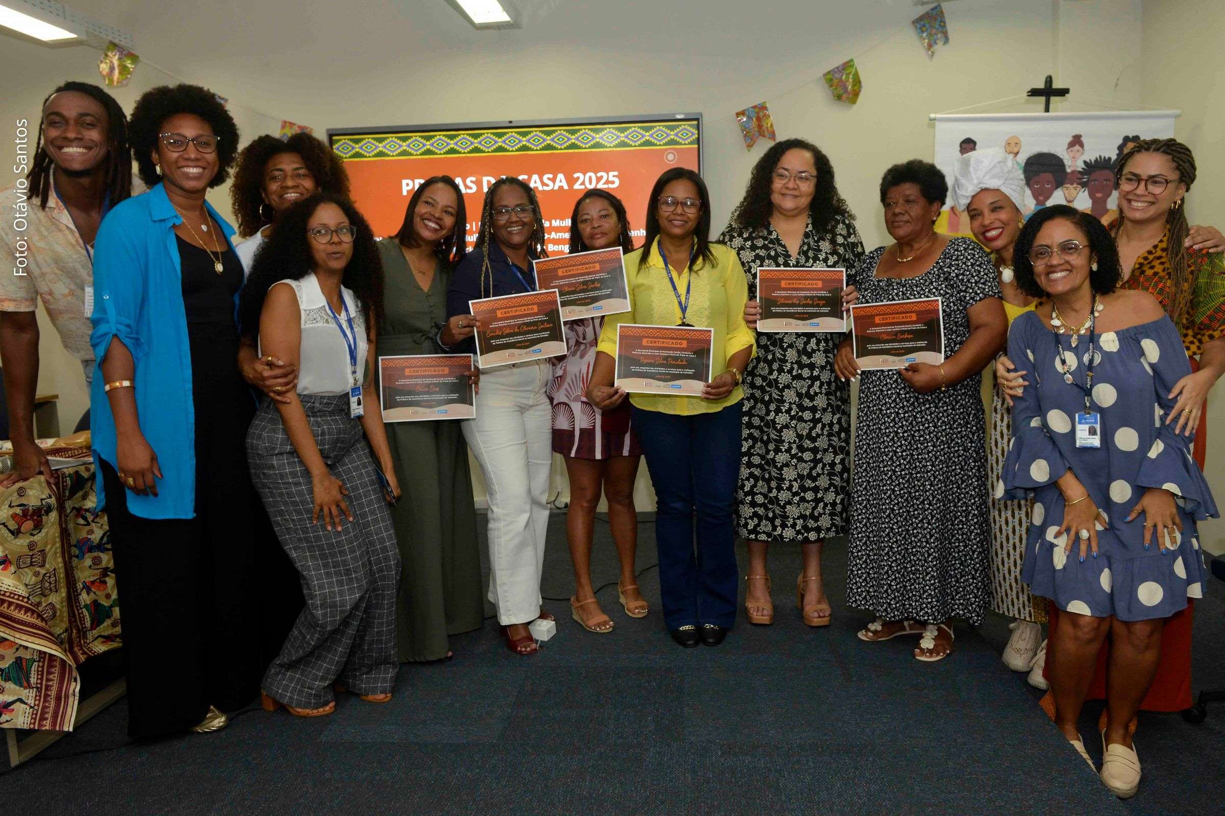 Cerimônia destaca contribuições de servidoras negras no combate ao racismo e promoção da assistência social.