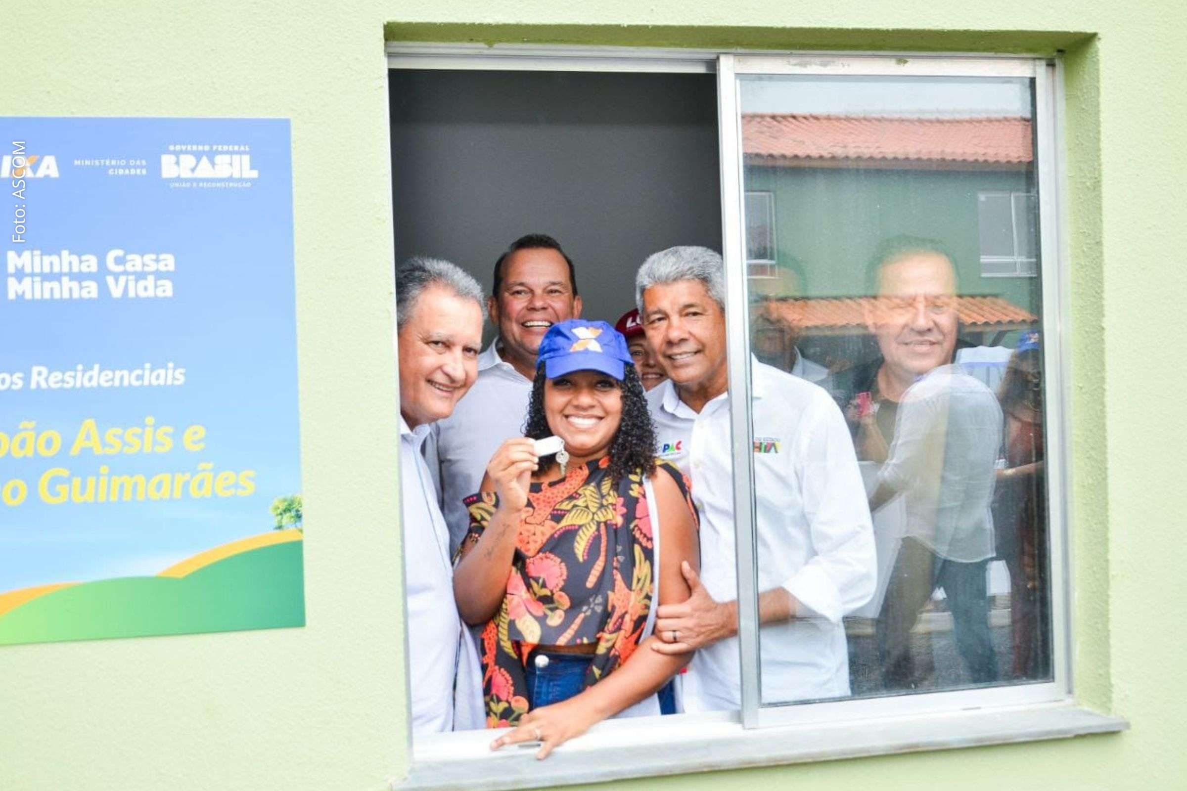 Residenciais em Pojuca e Paulo Afonso beneficiam famílias de baixa e média renda com apoio do Governo Federal e Estadual.