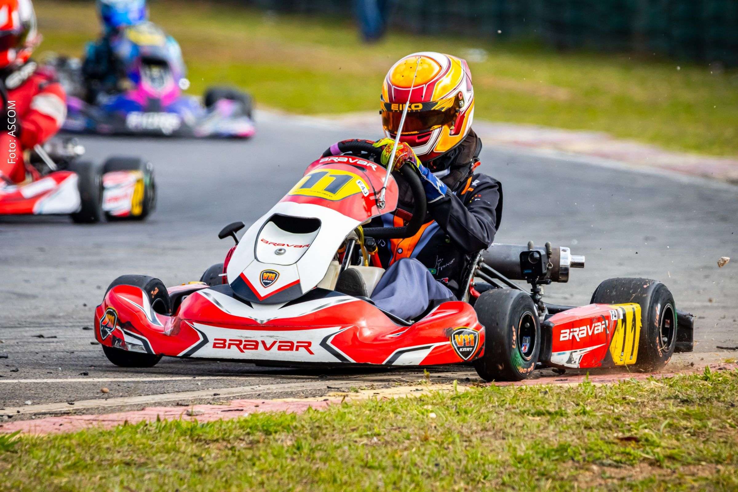Piloto João Francisco enfrenta adversidades na sétima etapa do Paulista Light e termina fora do pódio