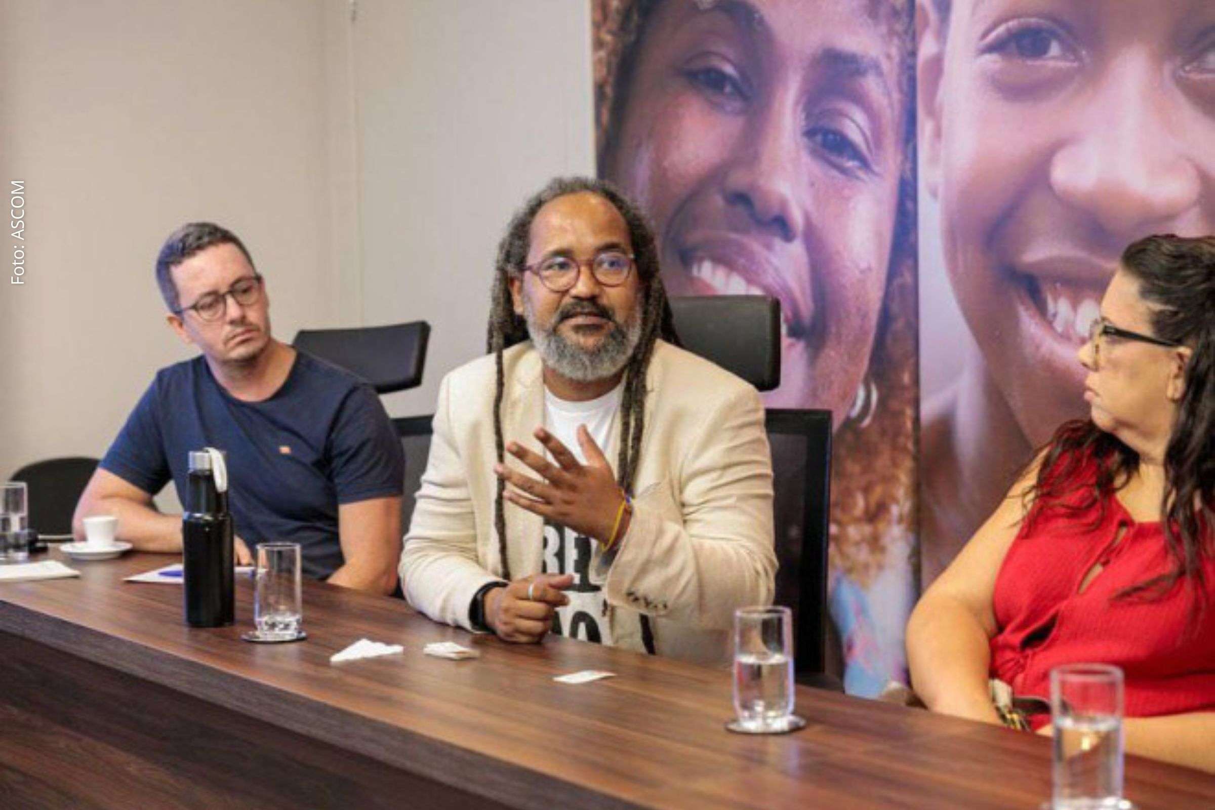 Câmara de Salvador celebra 10 anos da Iniciativa Negra com sessão especial sobre políticas de drogas