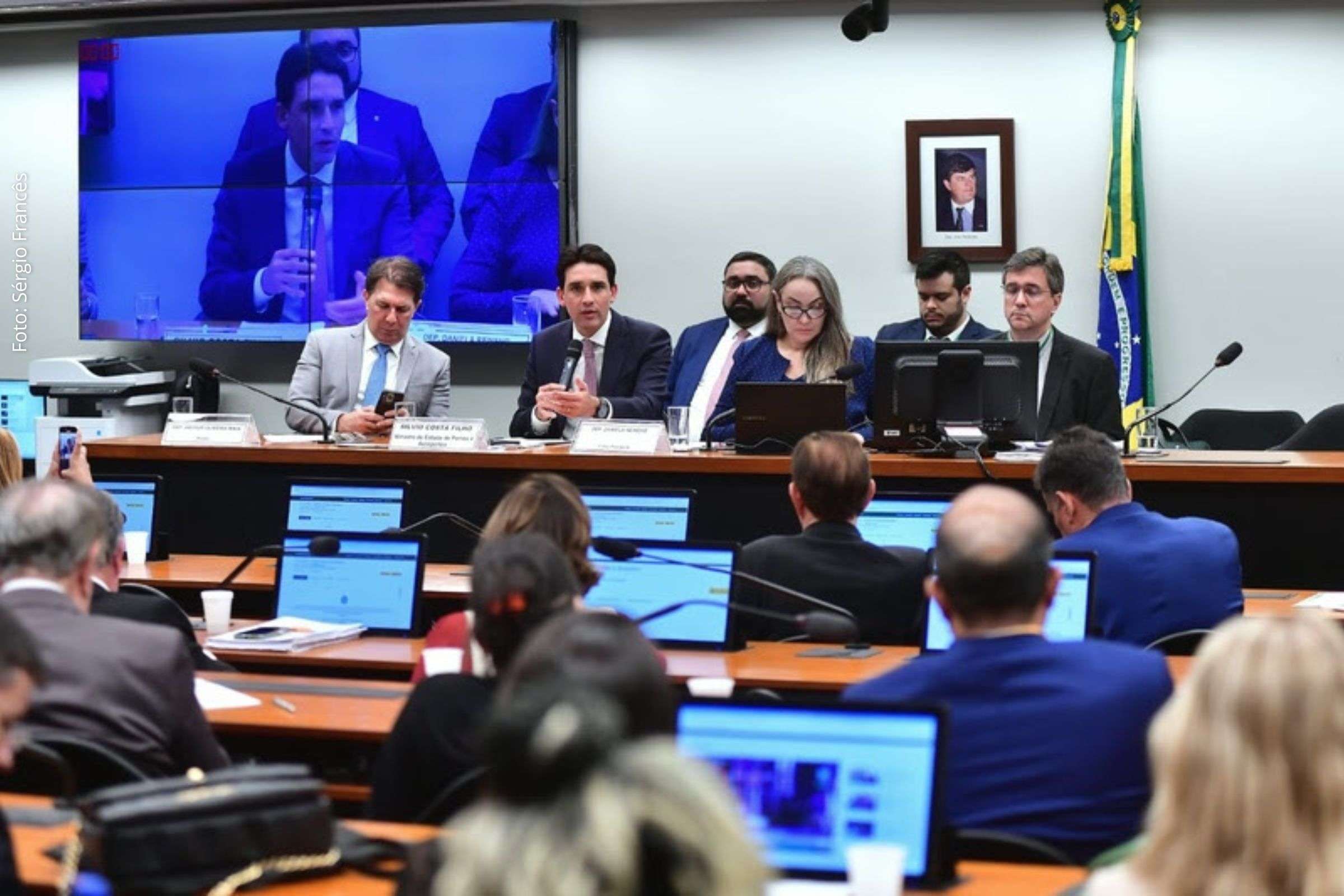 Ministro de Portos defende atualização da legislação portuária em audiência na Câmara dos Deputados