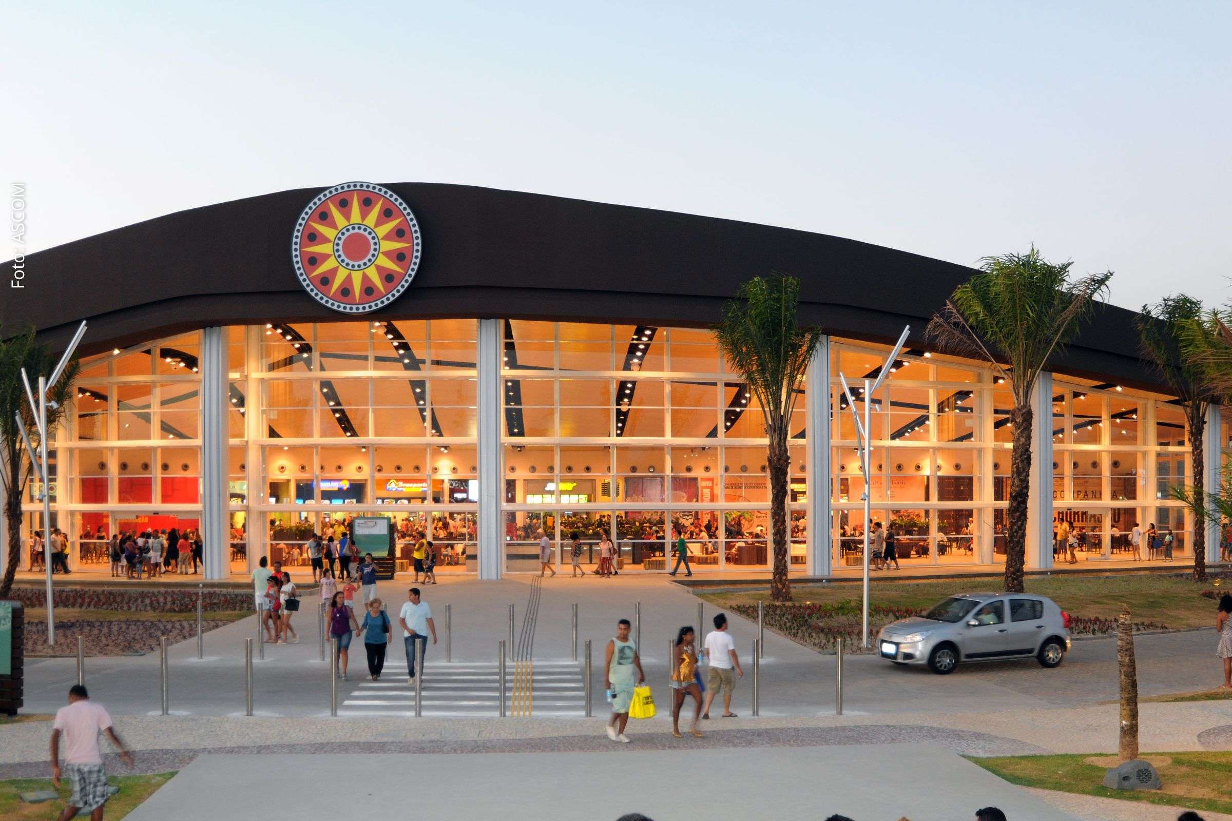 Outlet Premium Salvador realiza Crazy Sale com descontos progressivos e atrações culturais