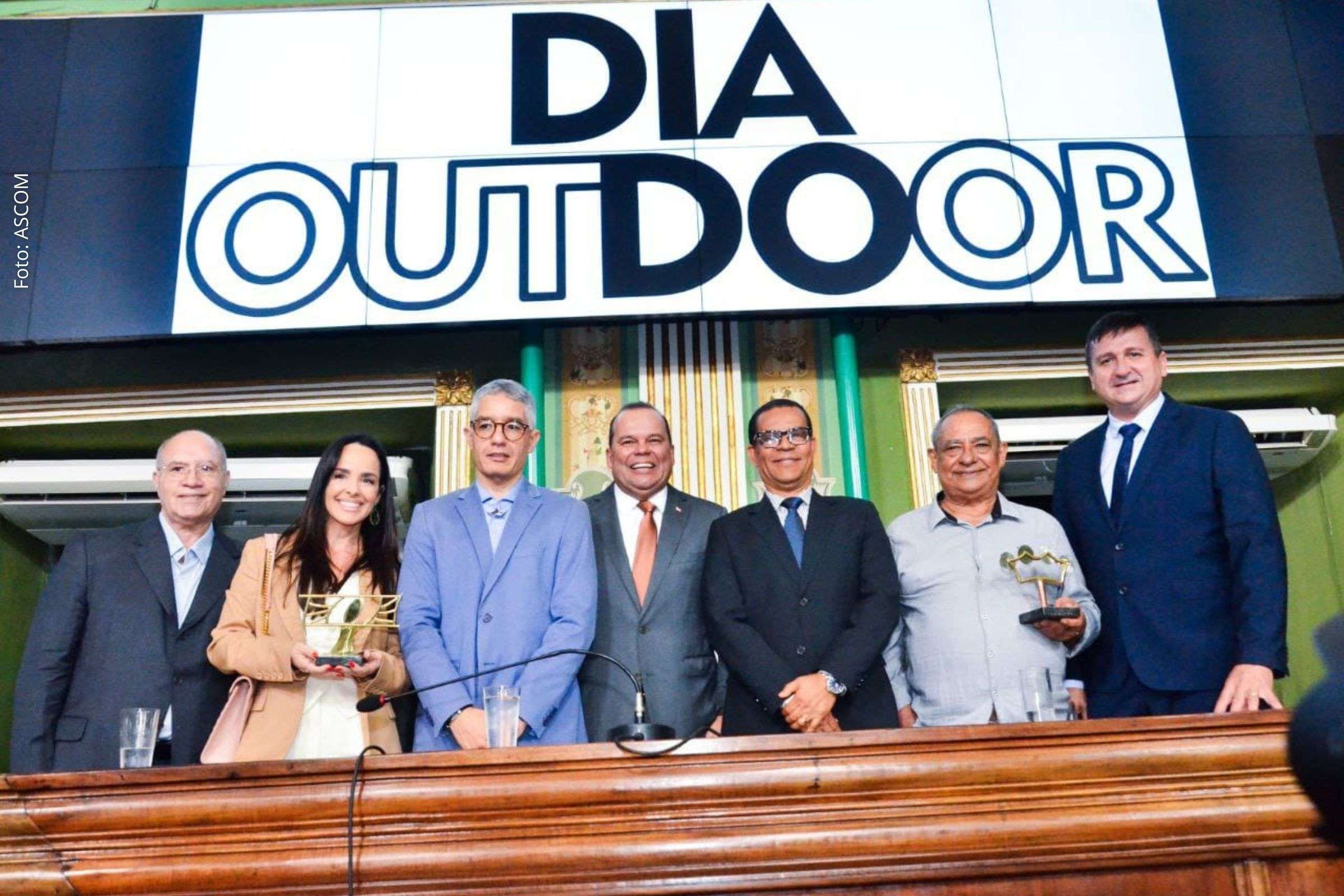 Celebrada na Câmara Municipal, data destaca relevância da mídia externa na economia e cultura baiana.