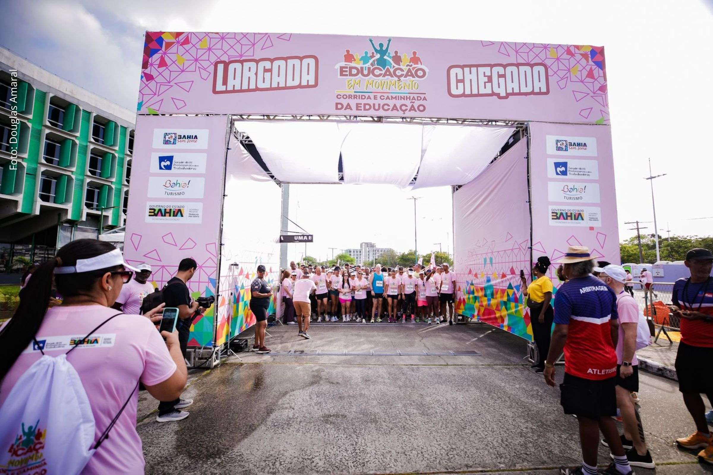 Evento integra esporte, saúde e solidariedade na rede estadual de ensino.