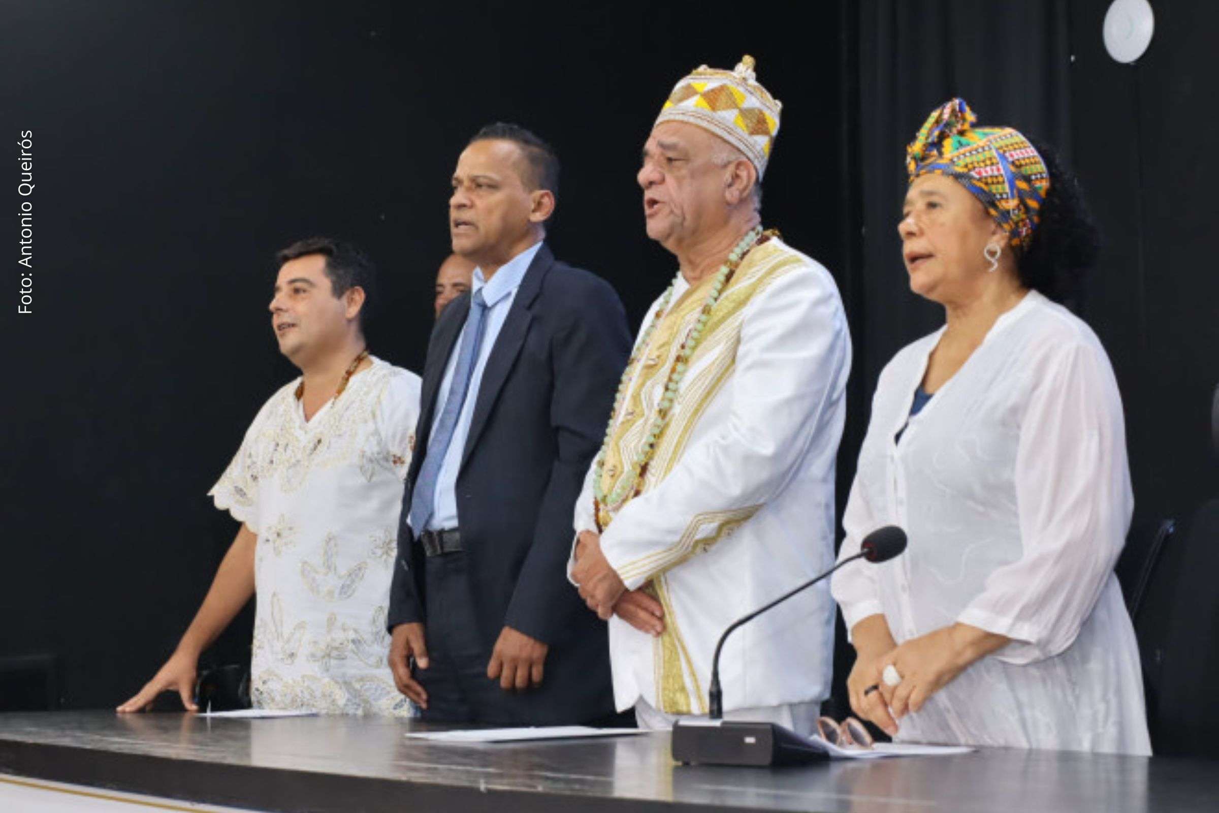 Câmara de Salvador homenageia Pai Carlinhos de Oxum pelos 50 anos de iniciação no Candomblé