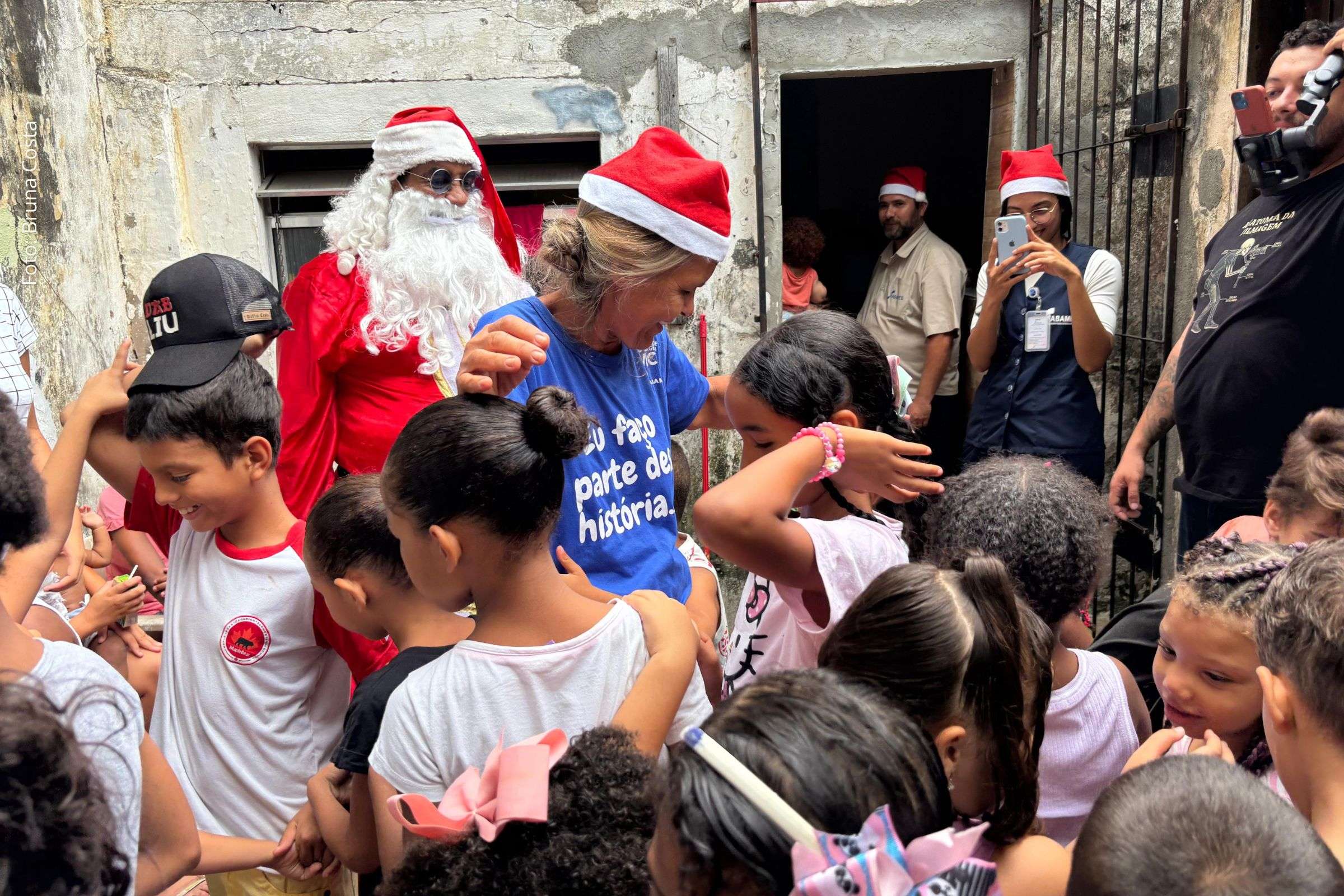 Ação do 16º Centro de Saúde Maria Conceição Imbassahy arrecadou doações e promoveu entrega especial com participação da comunidade.