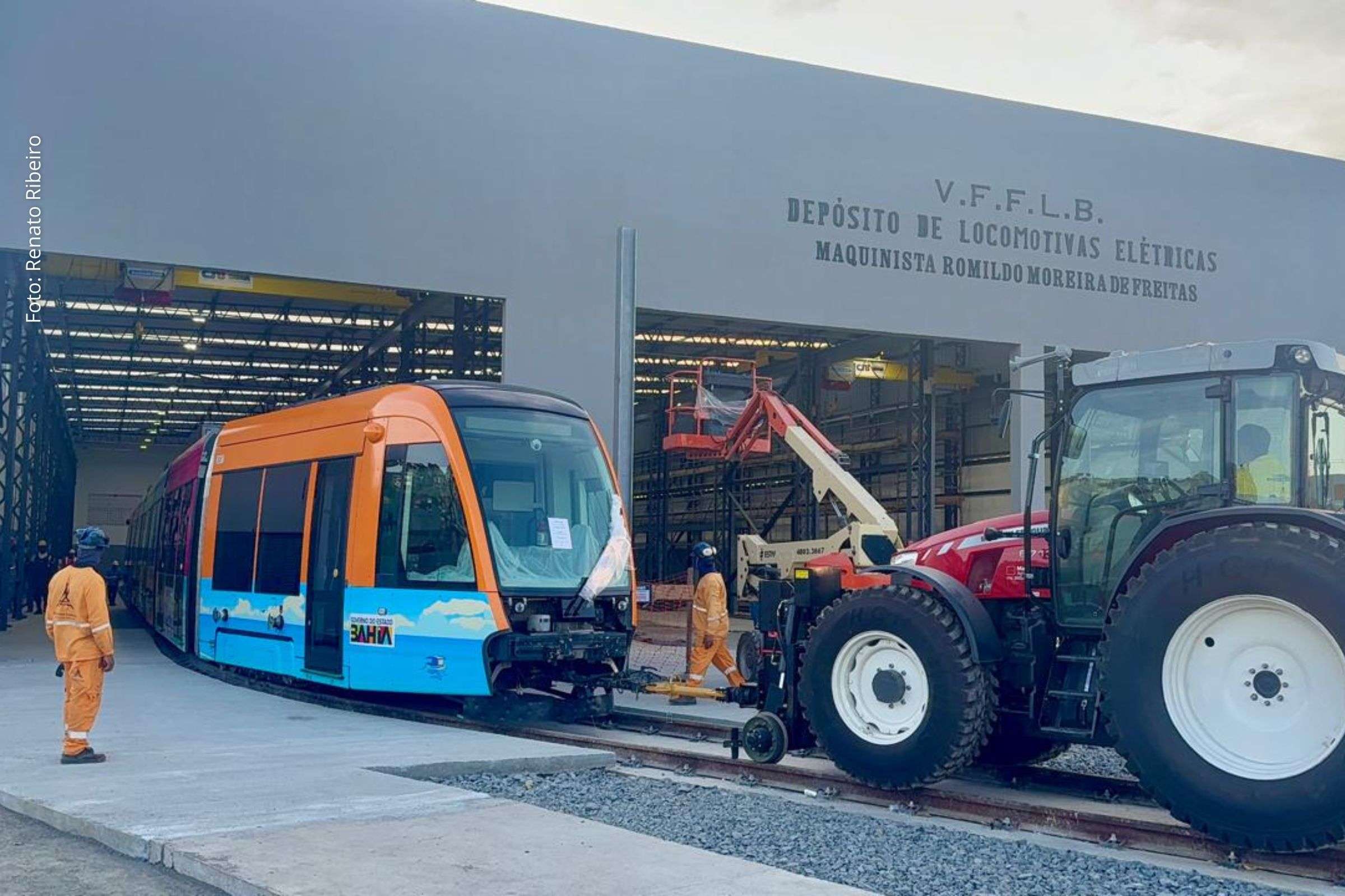 VLT de Salvador avança para operação assistida em 2026 com chegada dos primeiros trens ao pátio da Calçada