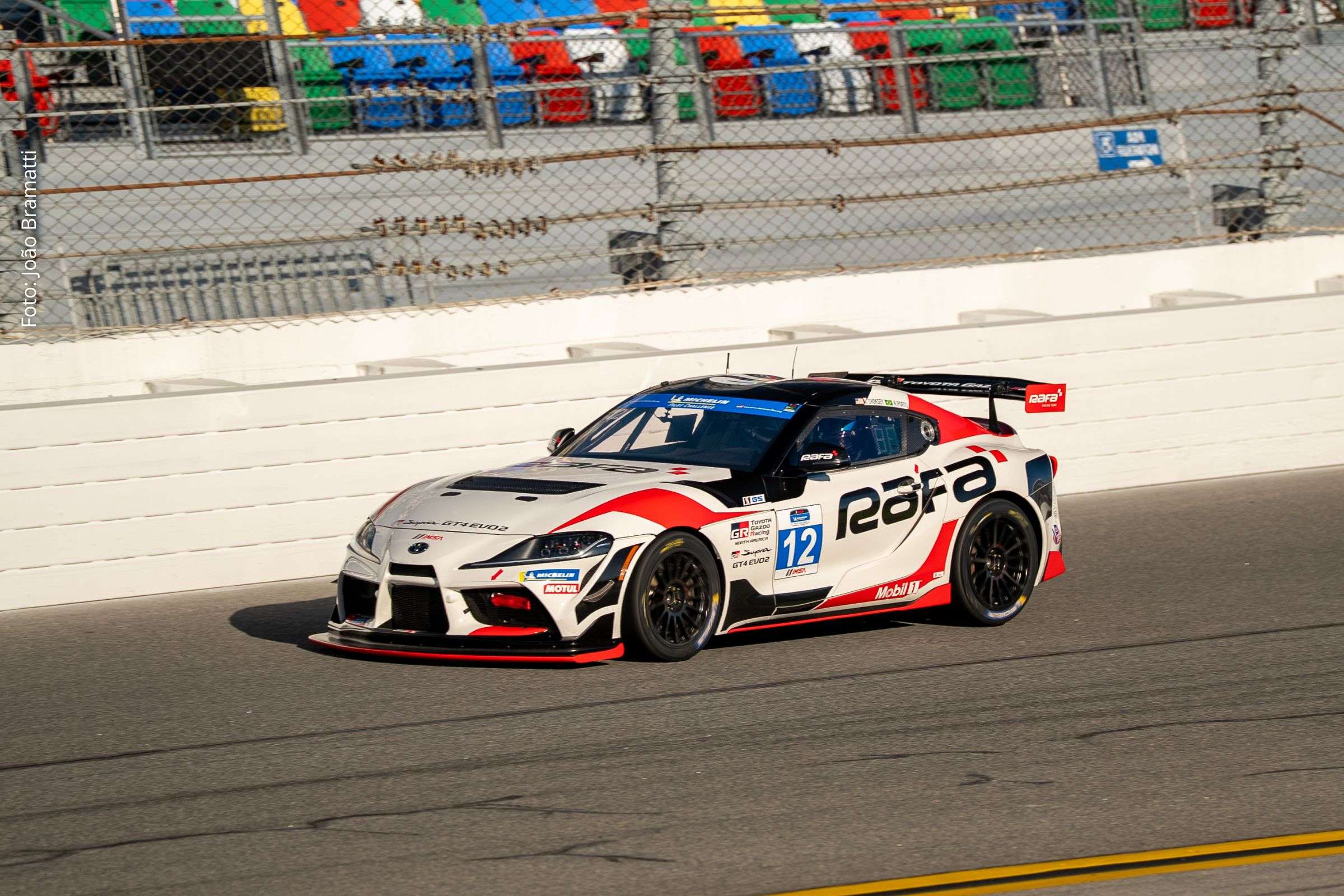 Piloto pernambucano inicia temporada 2026 na categoria GS, integra a Rafa Racing e disputa prova de quatro horas no Daytona International Speedway.