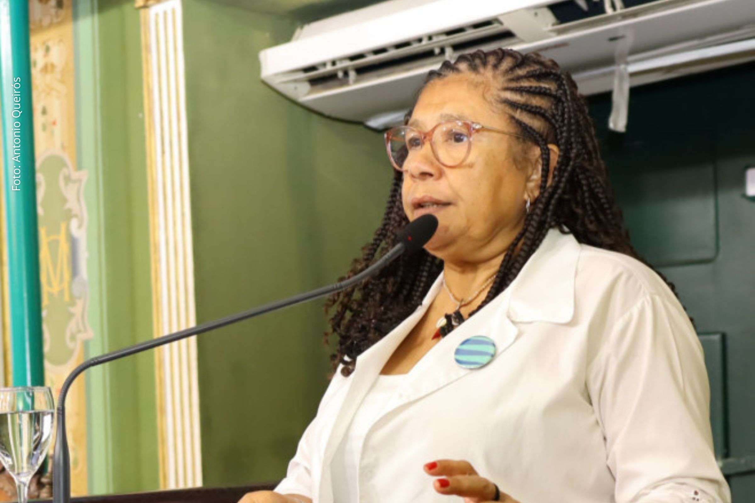 Parlamentares da oposição questionam política fiscal da Prefeitura e denunciam ausência de contrapartidas em serviços públicos.