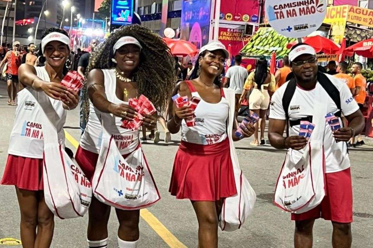 Carnaval de Salvador encerra ação “Camisinha Tá na Mão” com distribuição de 1 milhão de preservativos e foco na prevenção de ISTs