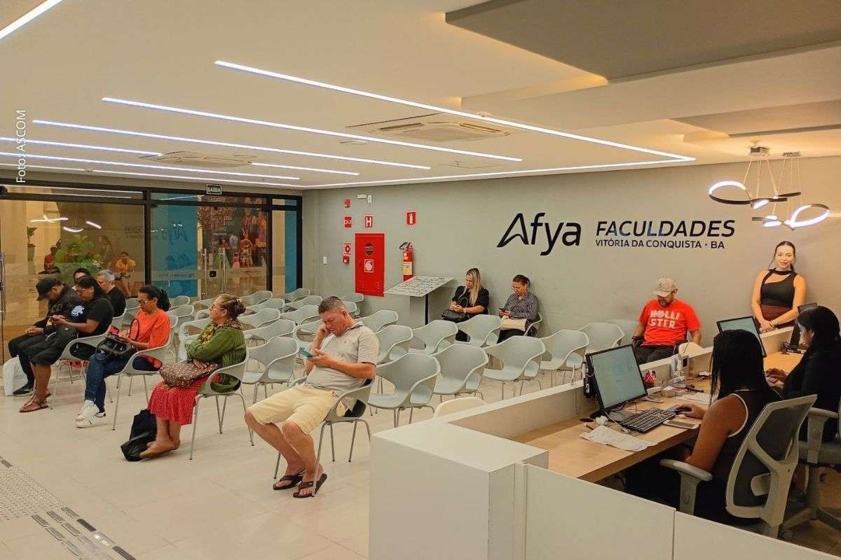 Afya Salvador oferece atendimento ambulatorial gratuito com 60 consultórios e múltiplas especialidades médicas