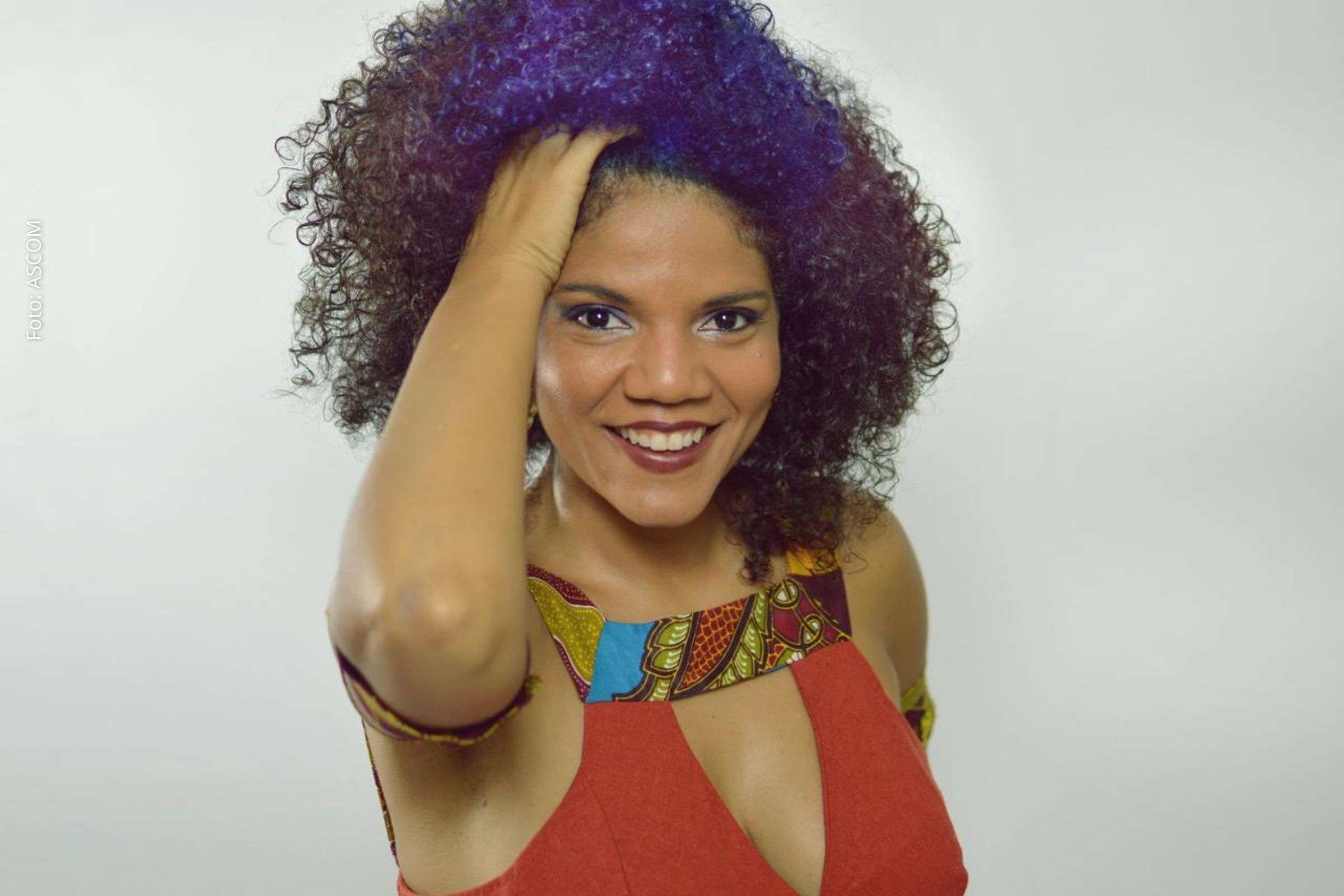 Juliana Ribeiro celebra 110 anos do samba e cumpre agenda de cinco shows no Carnaval de Salvador