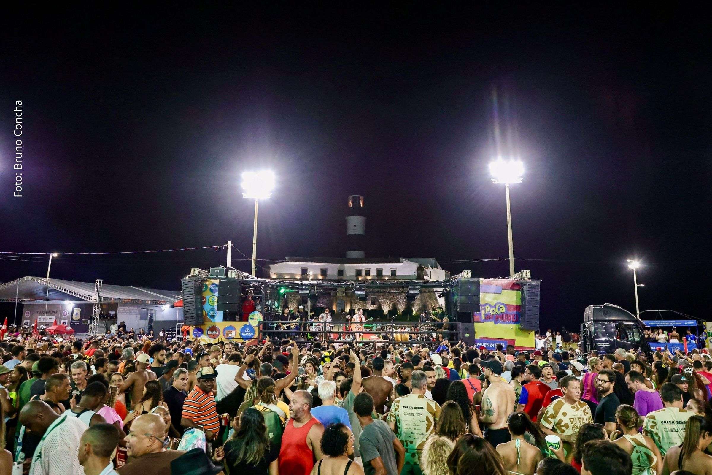 Grupo celebrou o Axé Music no Circuito Orlando Tapajós e anunciou agenda com apresentações no Campo Grande e Ondina.