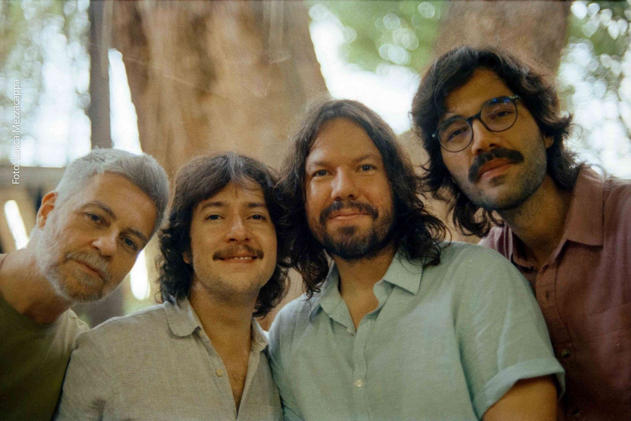 Banda baiana se apresenta no domingo com repertório autoral e músicas ligadas à história do Carnaval.