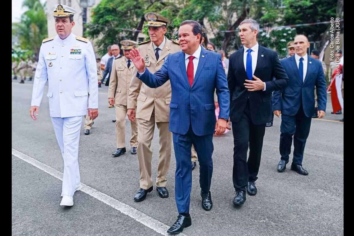 Vice-governador Geraldinho destaca legado da Polícia Militar da Bahia durante celebração dos 201 anos da corporação
