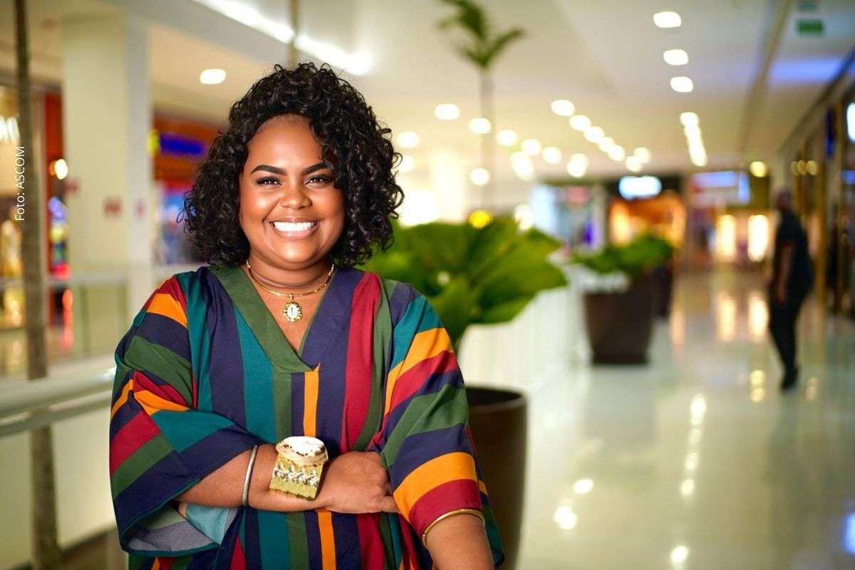 Cenário de retração no consumo das famílias preocupa empreendedoras negras e impulsiona estratégias ligadas à economia criativa e à profissionalização de marcas.