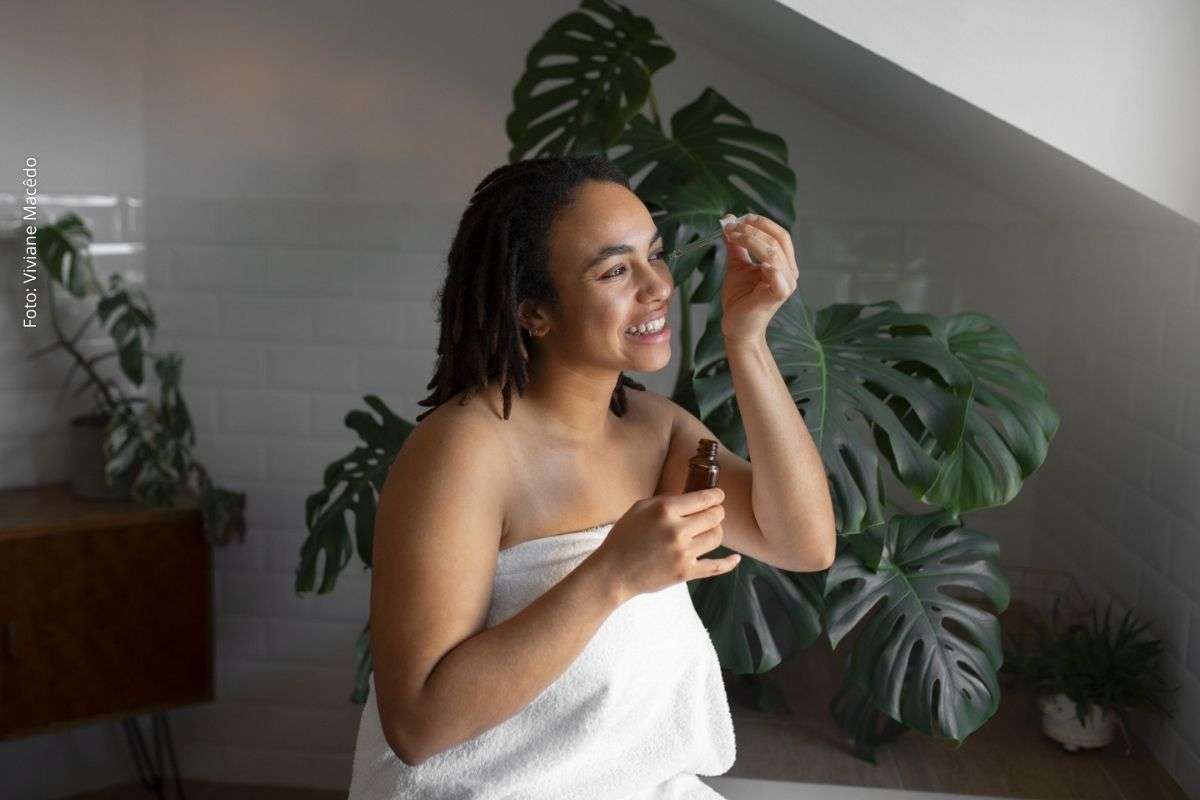 Relatório internacional indica aumento nas vendas de cosméticos, cuidados com a pele e procedimentos estéticos em diferentes regiões do mundo.