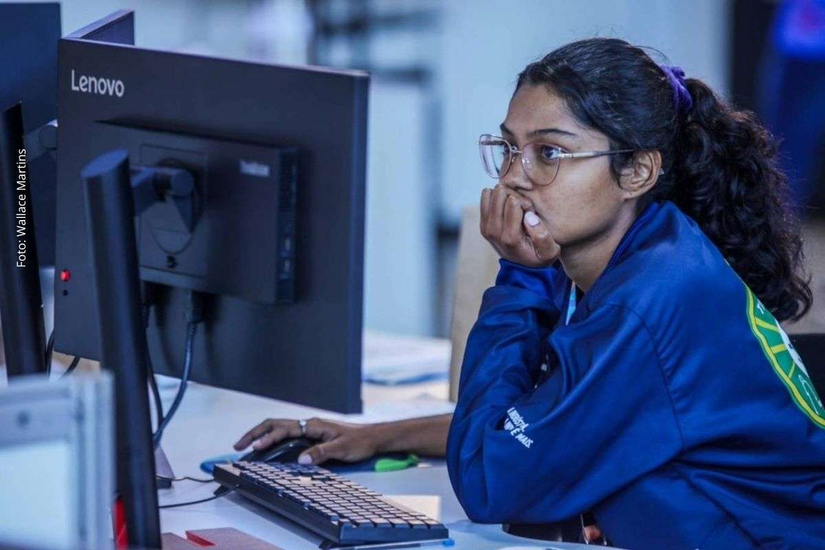 Curso gratuito de tecnologia da Petrobras e SENAI abre inscrições para jovens com vagas em todo o Brasil