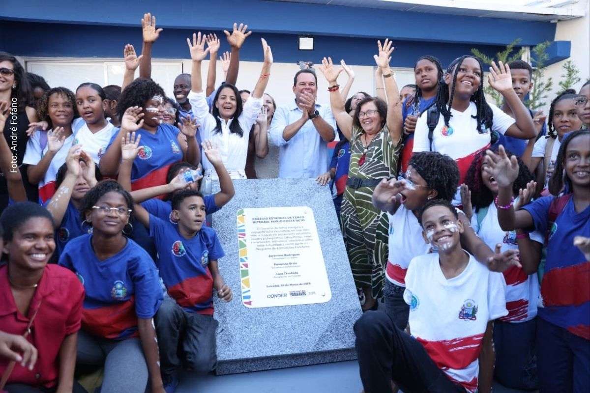 Entrega da nova estrutura no bairro da Federação amplia espaços pedagógicos, esportivos e de convivência para estudantes da rede estadual.