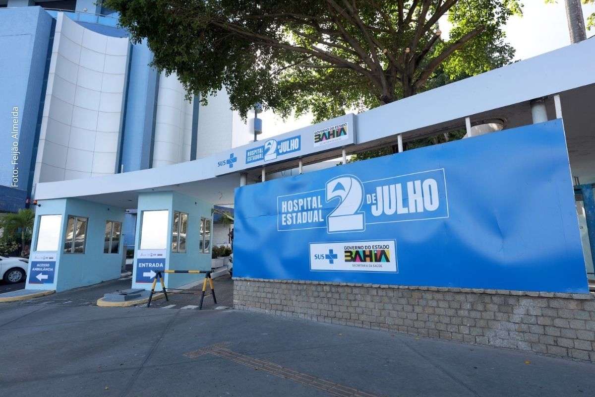 Hospital 2 de Julho comemora 80 anos de paciente e reforça práticas de humanização