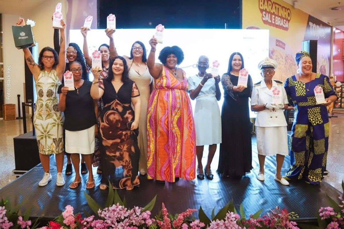 Prêmio Dona Zuzu 2026 reúne lideranças femininas em Camaçari com homenagem, exposição e reconhecimento em múltiplas áreas