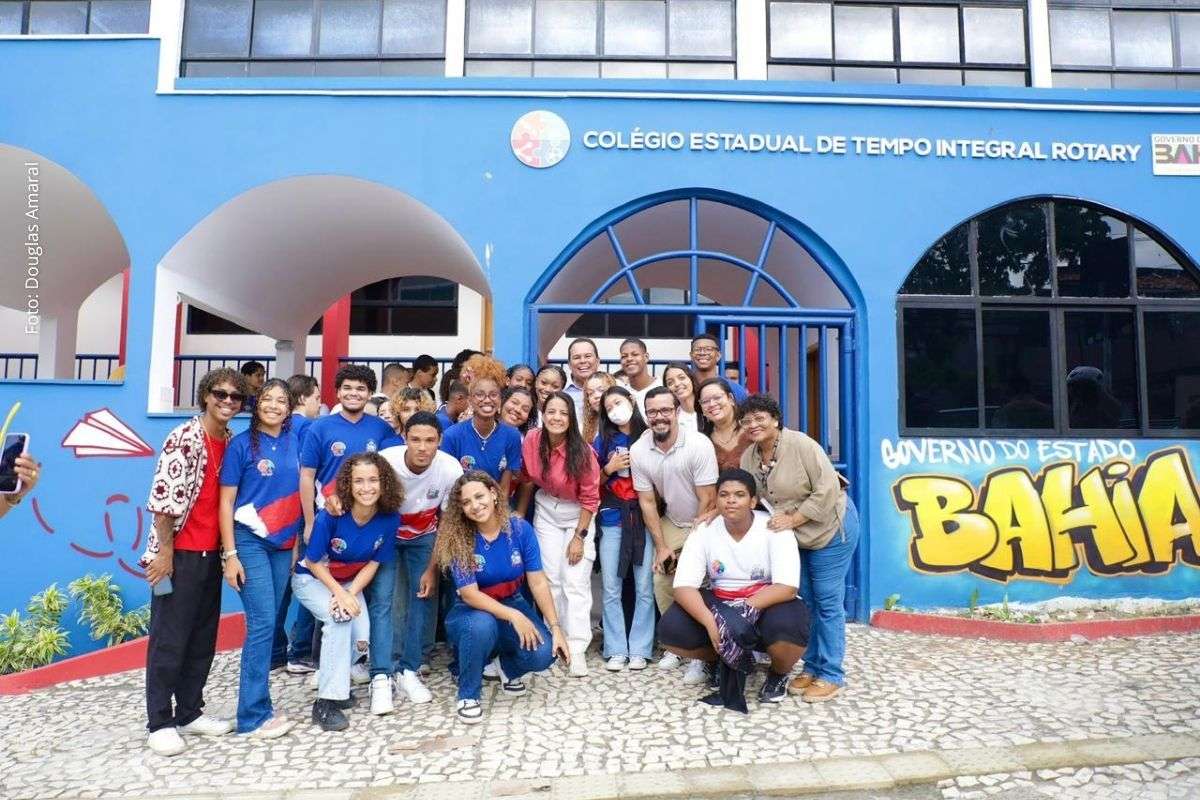 Colégio Rotary de Itapuã é modernizado e amplia ensino integral com novos laboratórios, teatro e restaurante estudantil em Salvador