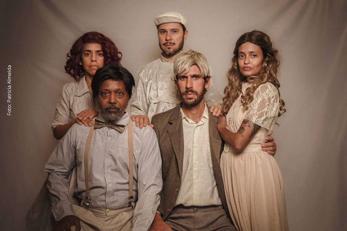 “Vermelho Melodrama” retorna a Salvador: Peça premiada terá temporada no Teatro Gregório de Mattos entre abril e maio de 2026