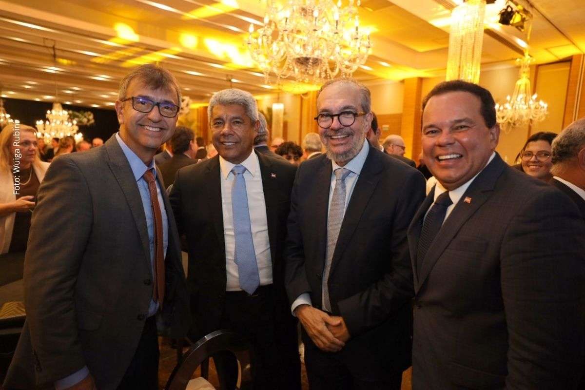FIEB oficializa nova diretoria até 2030 com presença do governador Jerônimo e foco em competitividade industrial na Bahia